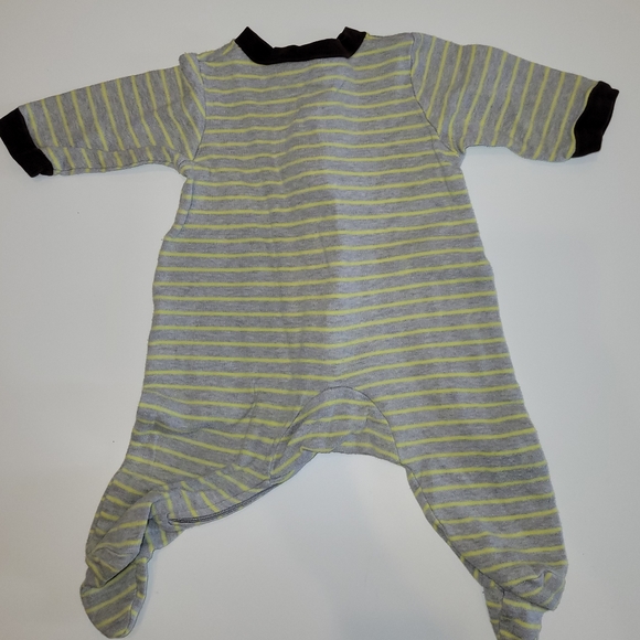 Footed Onesies - Set of 3 - Picture 7 of 7